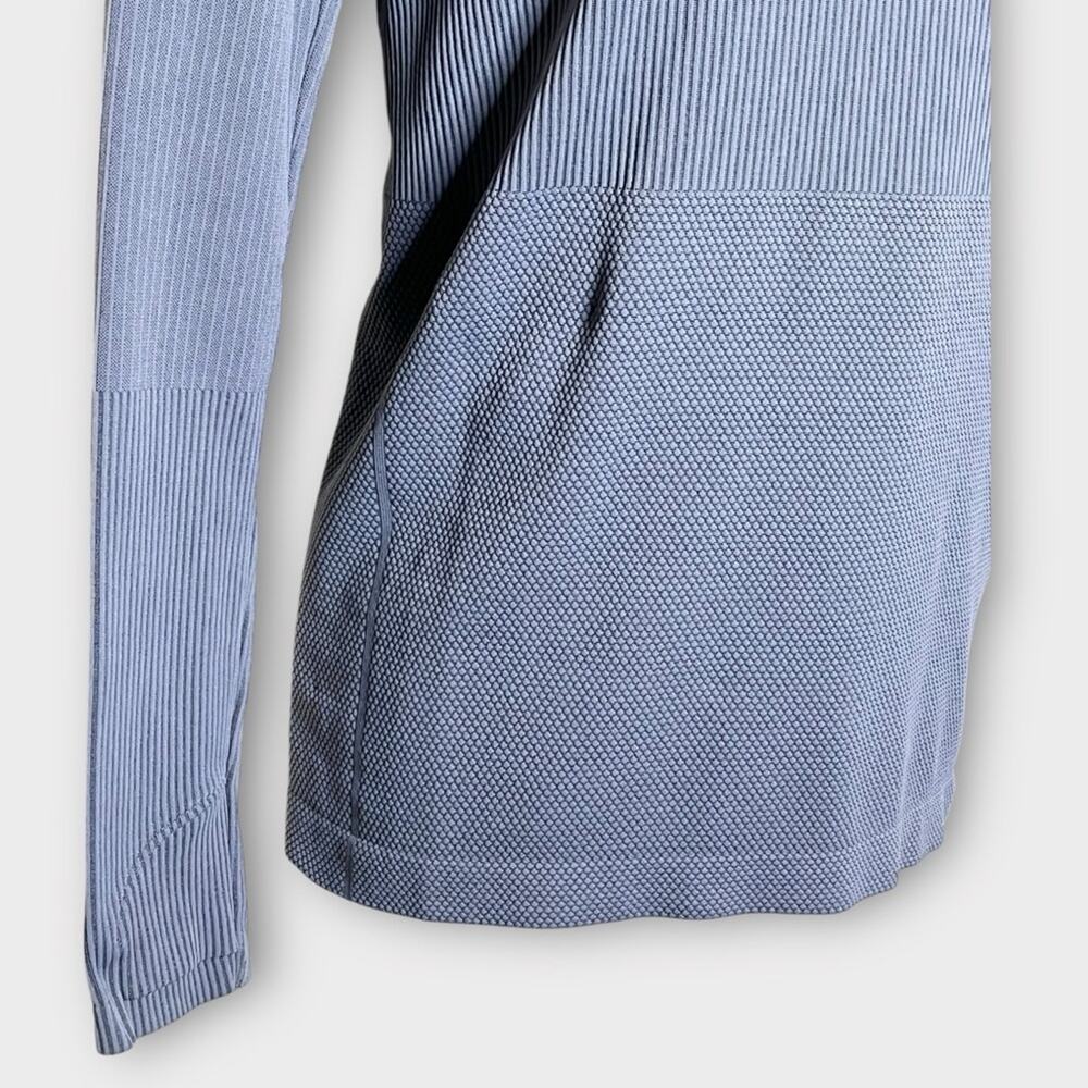 ATHLETA gray ribbed & dot texture turtleneck stretchy fit size small - Picture 4 of 5